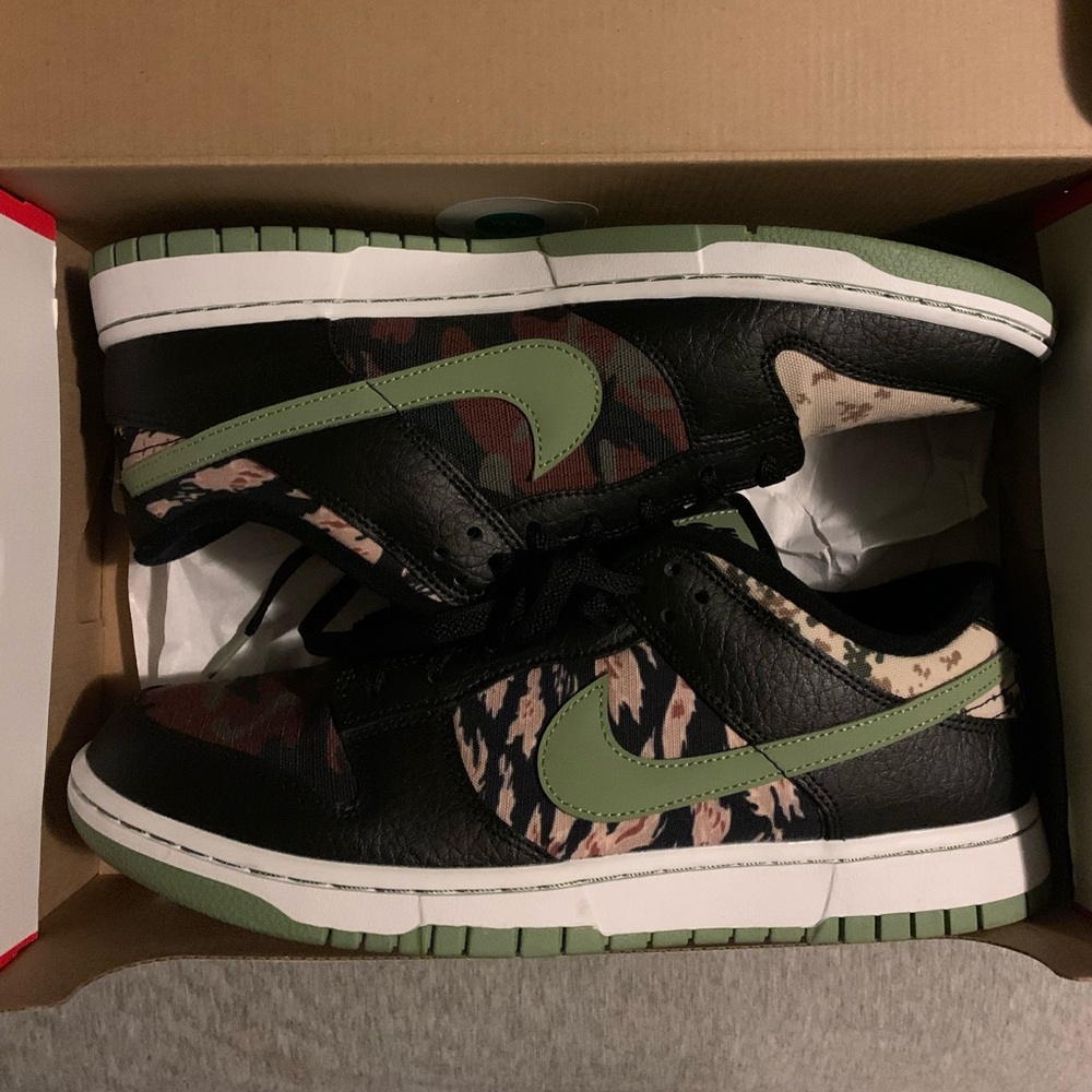NIKE DUNK LOW CRAZY CAMO